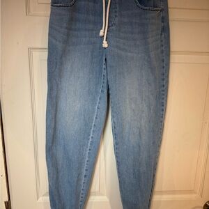 Women's Light Blue Jeans